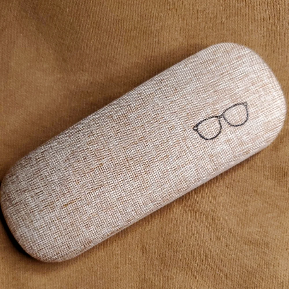 NWOT Eyeglasses Case‎ in Beige